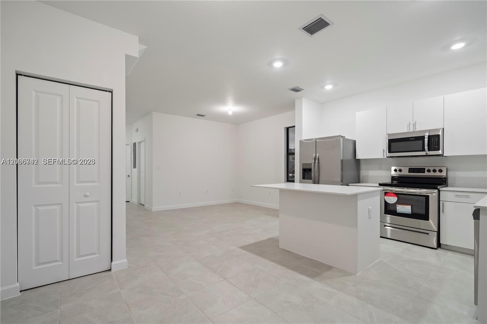 11789 SW 245th Ter, Homestead FL 33032 photo 2