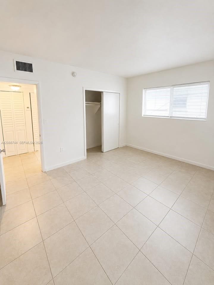 1951 NE 167th St # 5, North Miami Beach FL 33162 photo 2