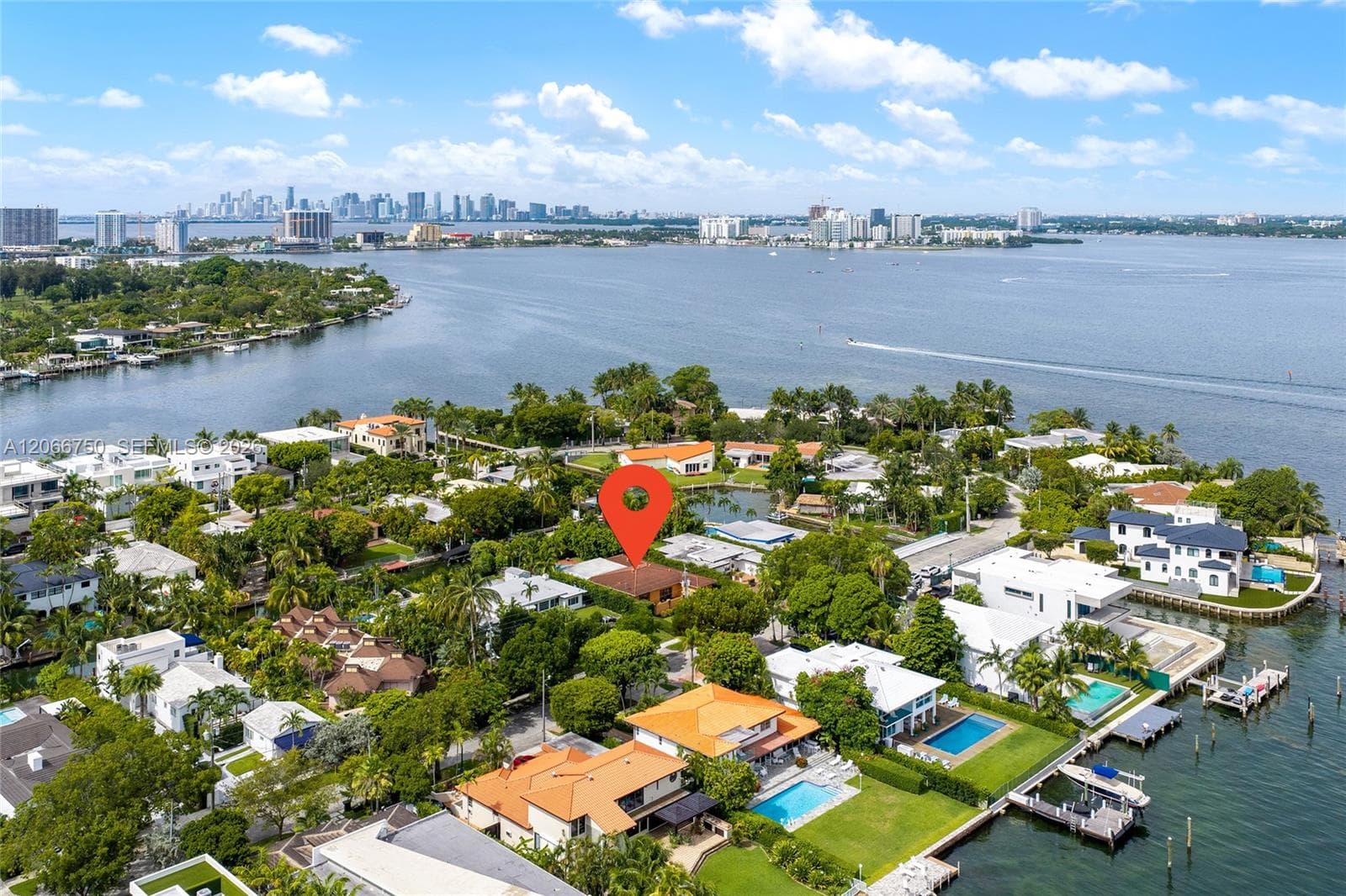 1860 Cleveland Rd, Miami Beach FL 33141
