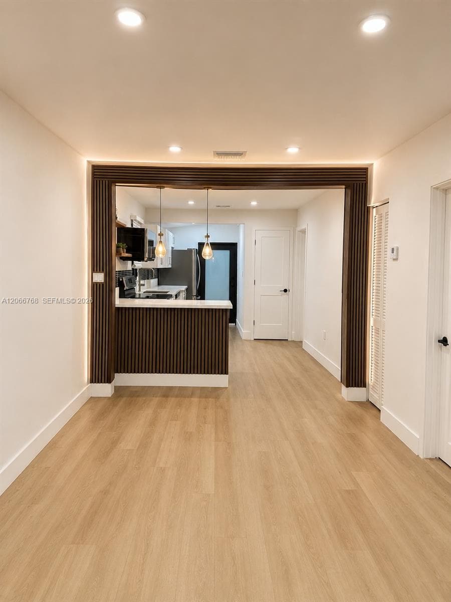 2415 NW 15th St, Miami FL 33125 photo 4