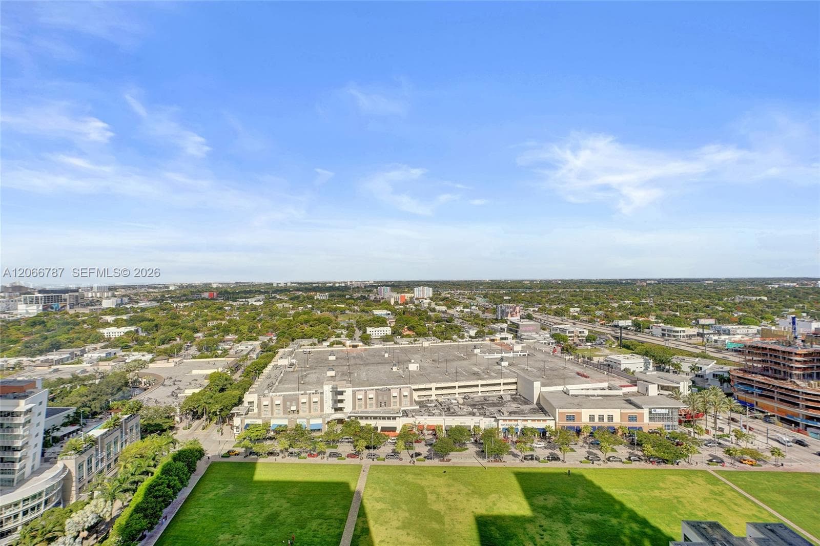 121 NE 34th St # 2310, Miami, FL 33137 photo 3