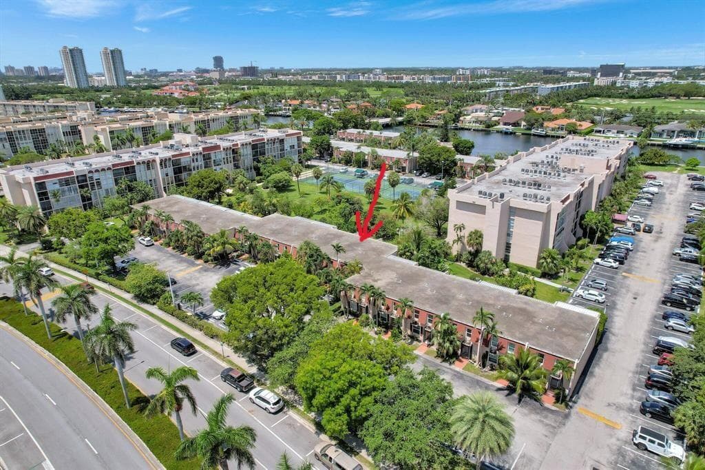1001 THREE ISLANDS Boulevard # 36, Hallandale Beach FL 33009 photo 3