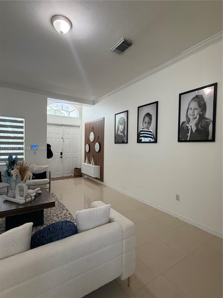 8208 SW 166th Pl, Miami, FL 33193 photo 4
