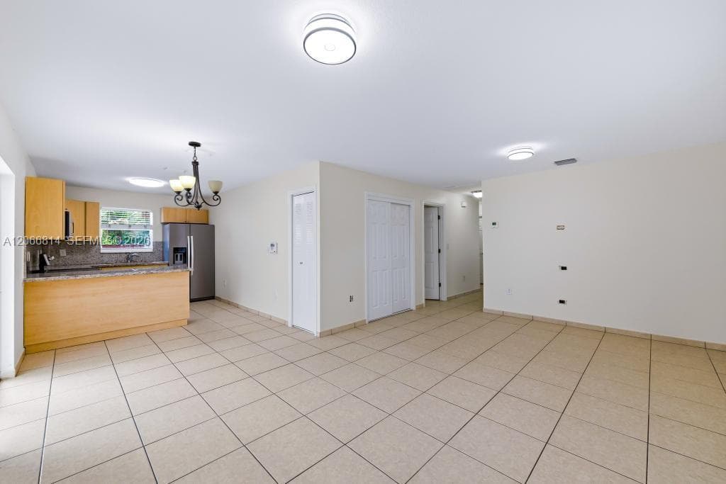 3072 NW 14th St # REAR, Miami, FL 33125 photo 4