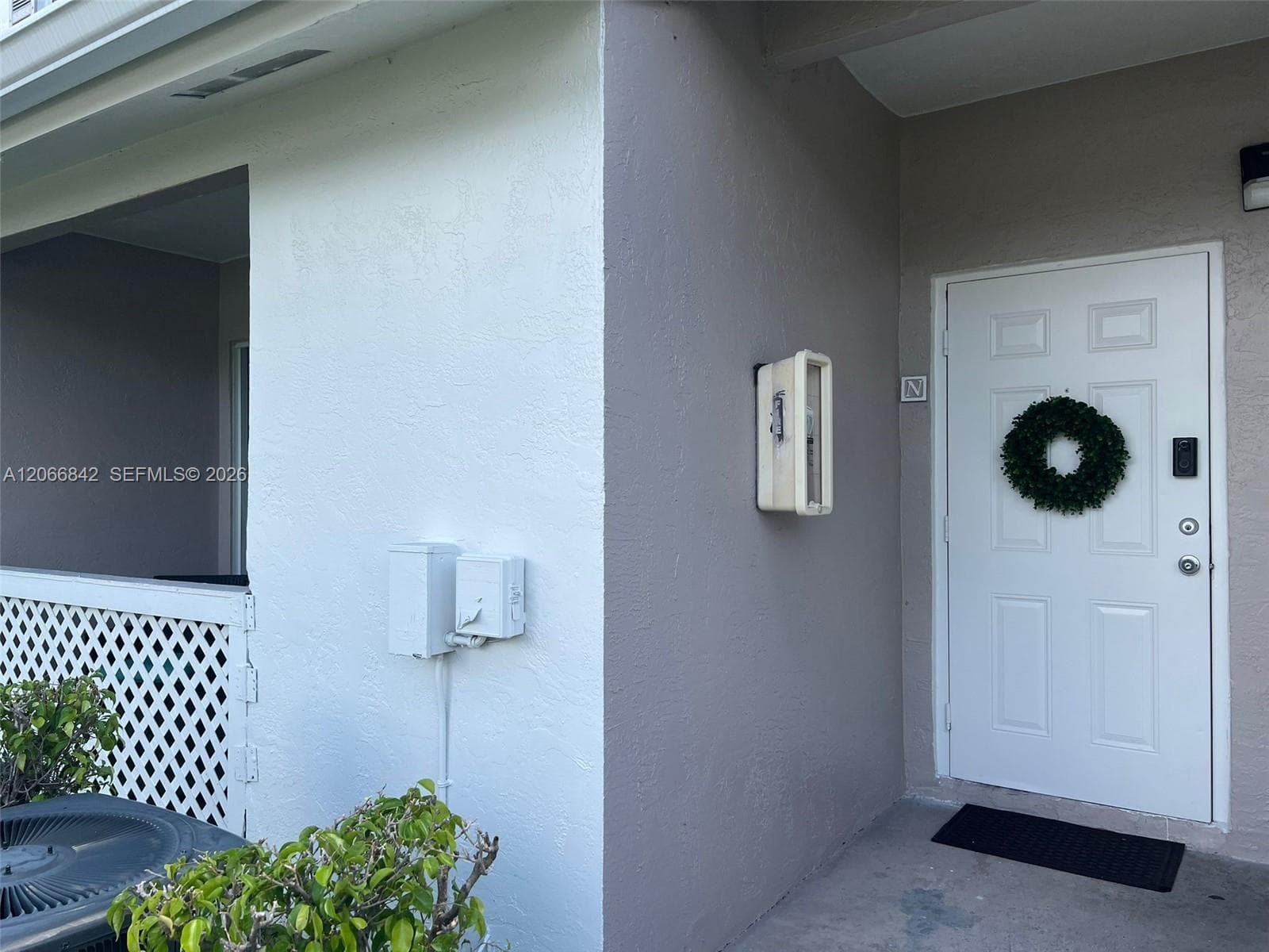 17515 NW 67th Ct # 22, Hialeah FL 33015 photo 2
