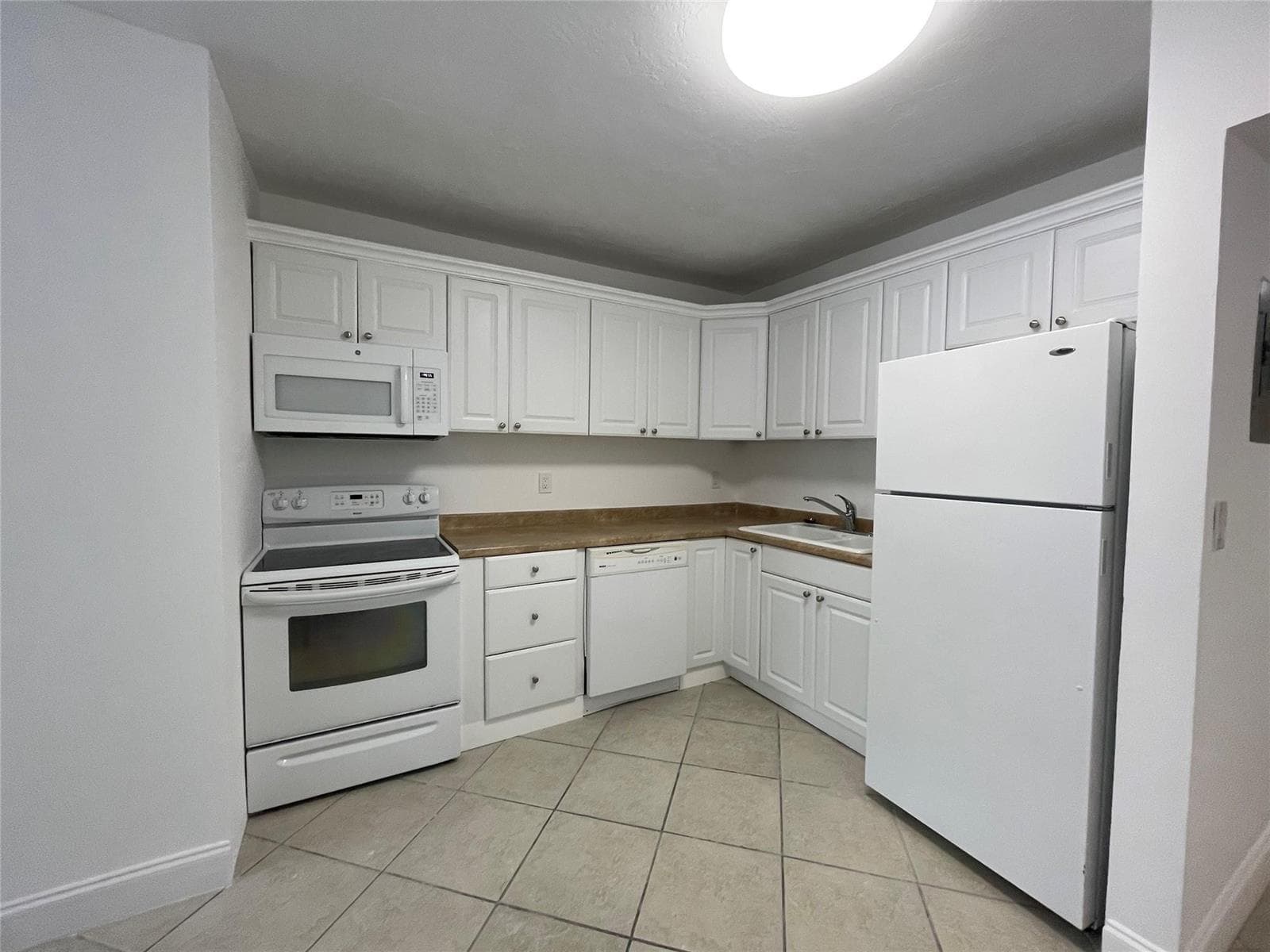 530 S FEDERAL Highway # 5, Fort Lauderdale FL 33301 photo 4