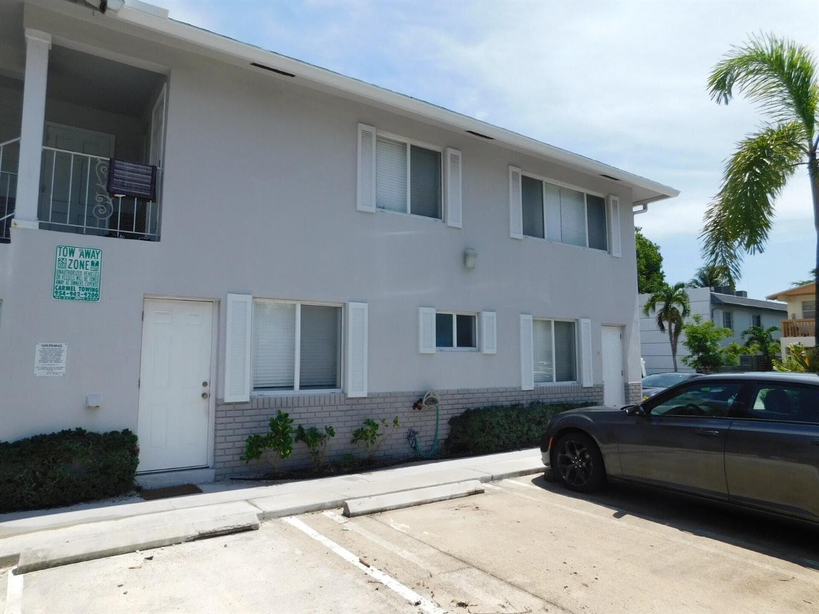 825 NE 6th Street # 3, Fort Lauderdale, FL 33304 photo 2