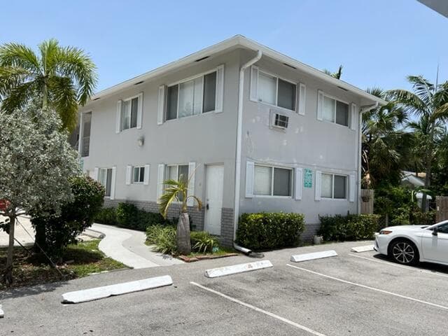 825 NE 6th Street # 3, Fort Lauderdale, FL 33304