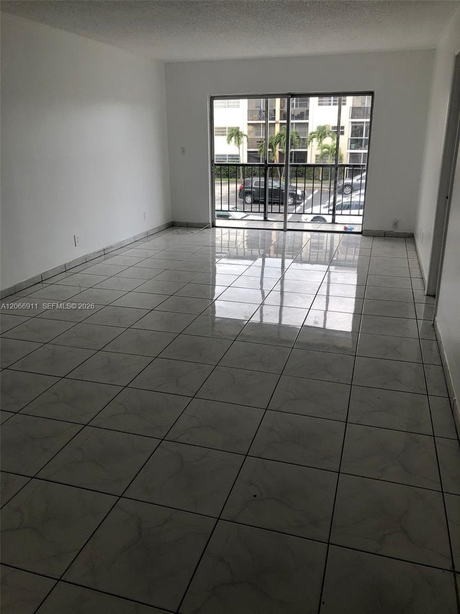 220 SW 9th Ave # 201, Hallandale Beach FL 33009 photo 4