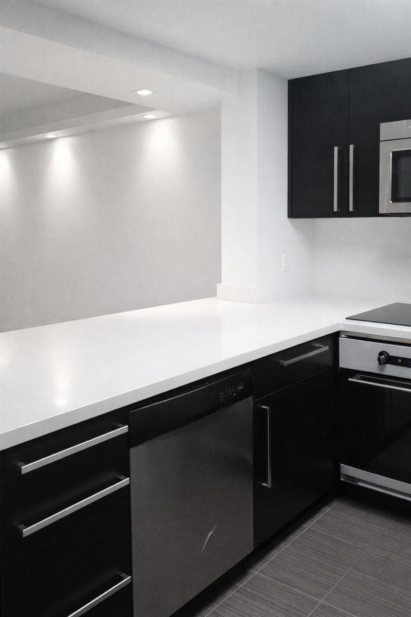 2020 NE 135TH Street # 502, North Miami FL 33181 photo 3