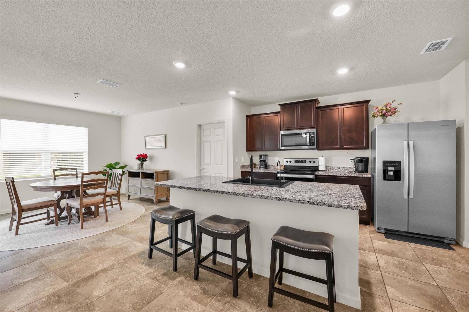6379 NW NORTHWOOD Loop, Port St. Lucie FL 34983 photo 3
