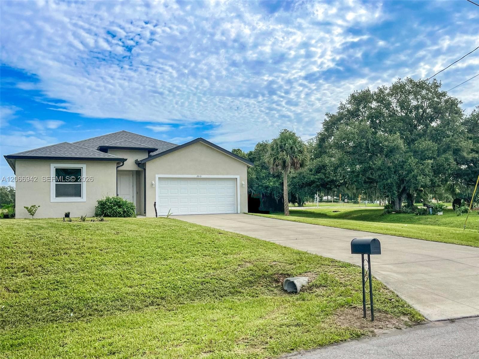 2013 Odessa Circle, La Belle FL 33935 photo 5