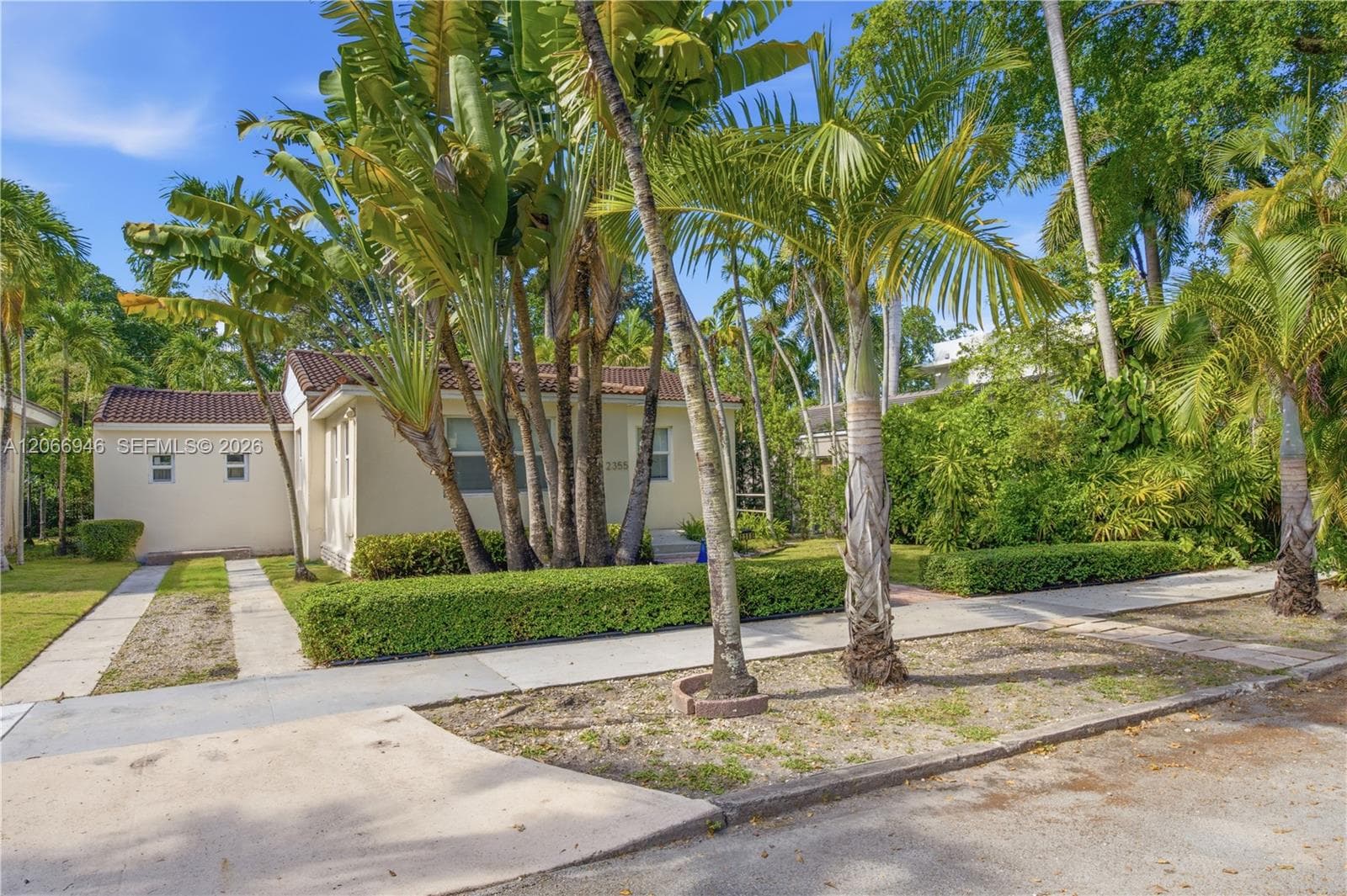 2355 Overbrook St, Miami FL 33133 photo 3