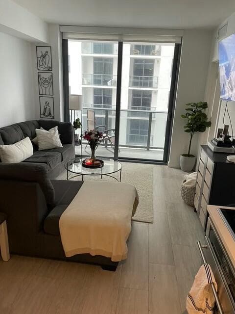 55 SW 9th Street # 3209, Miami FL 33130 photo 5