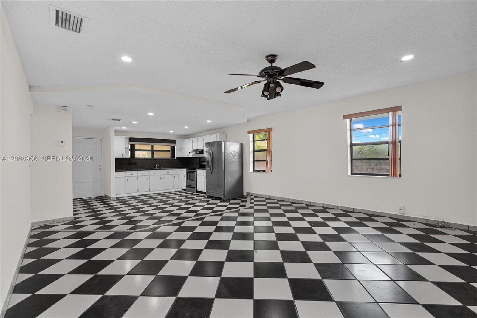 81 NW 41st St # 2, Miami FL 33127 photo 2