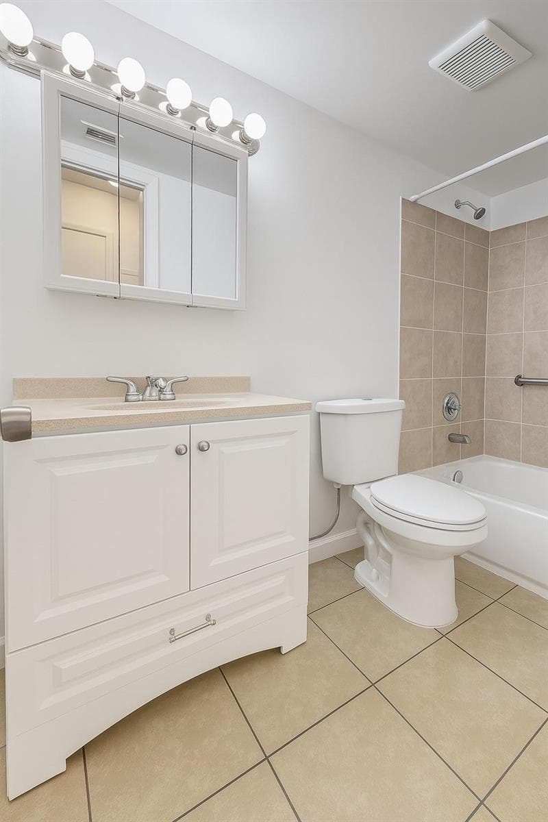 1151 NE 17th Court Apt 27, Fort Lauderdale FL 33305 photo 4