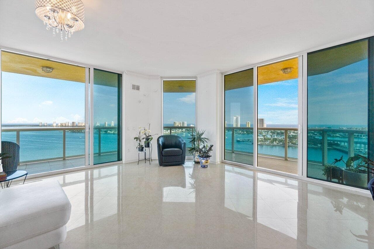 2650 Lake Shore Drive # 1906, Riviera Beach FL 33404 photo 2