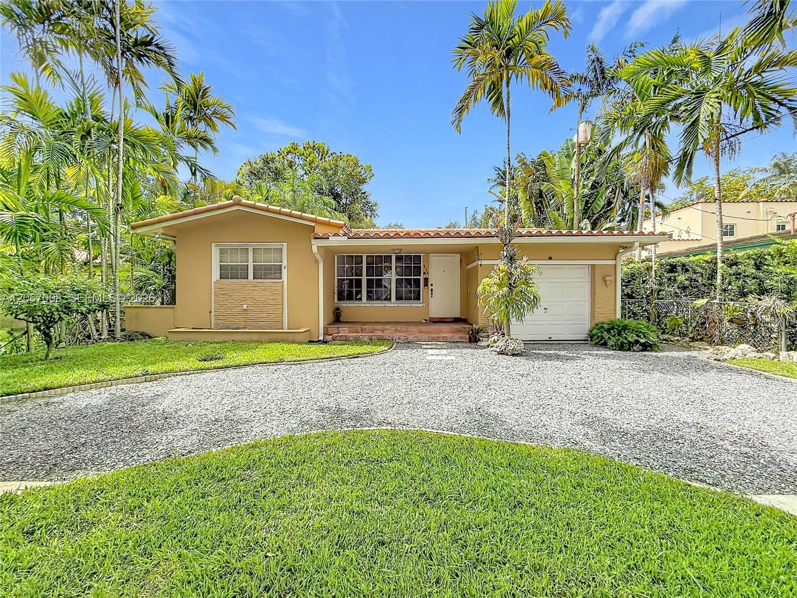 920 Messina Ave, Coral Gables FL 33134 photo 2