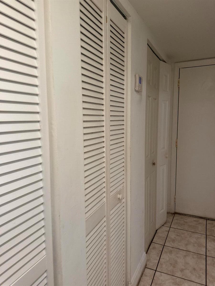 8450 LAGOS DE CAMPO Boulevard # 107, Tamarac FL 33321 photo 5