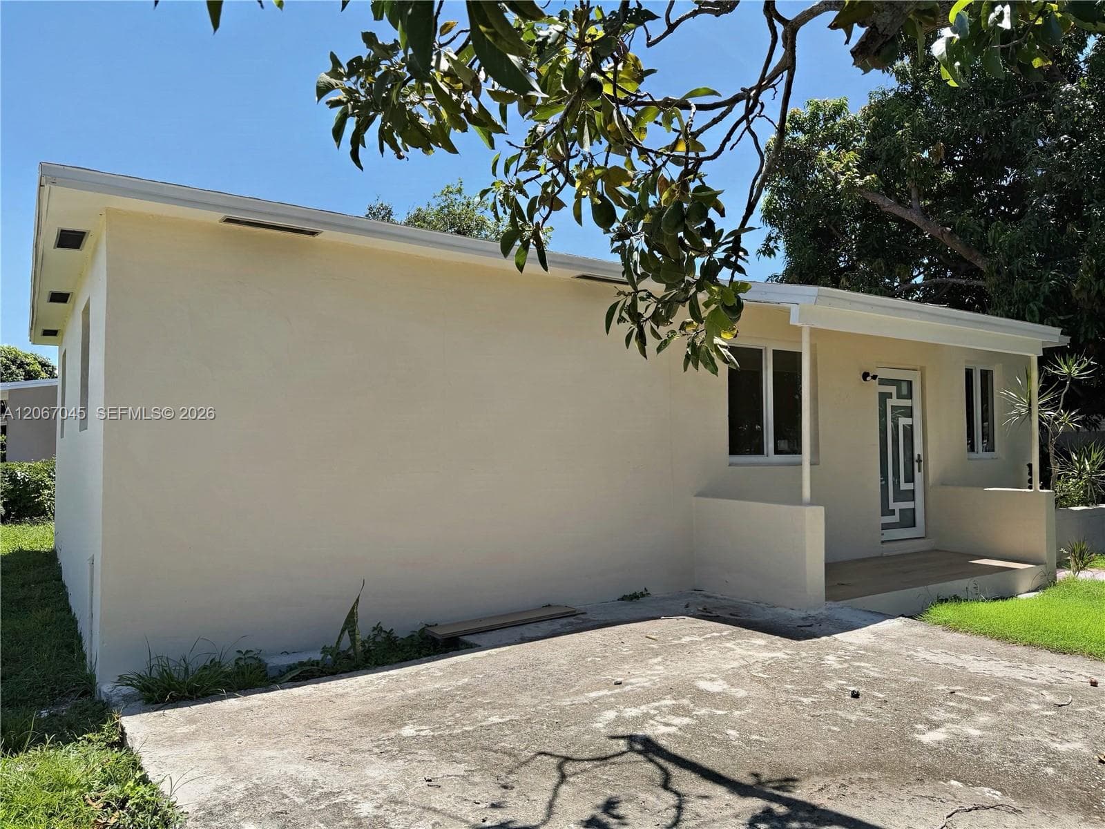 1740 NW 126th St, Miami, FL 33167 photo 3