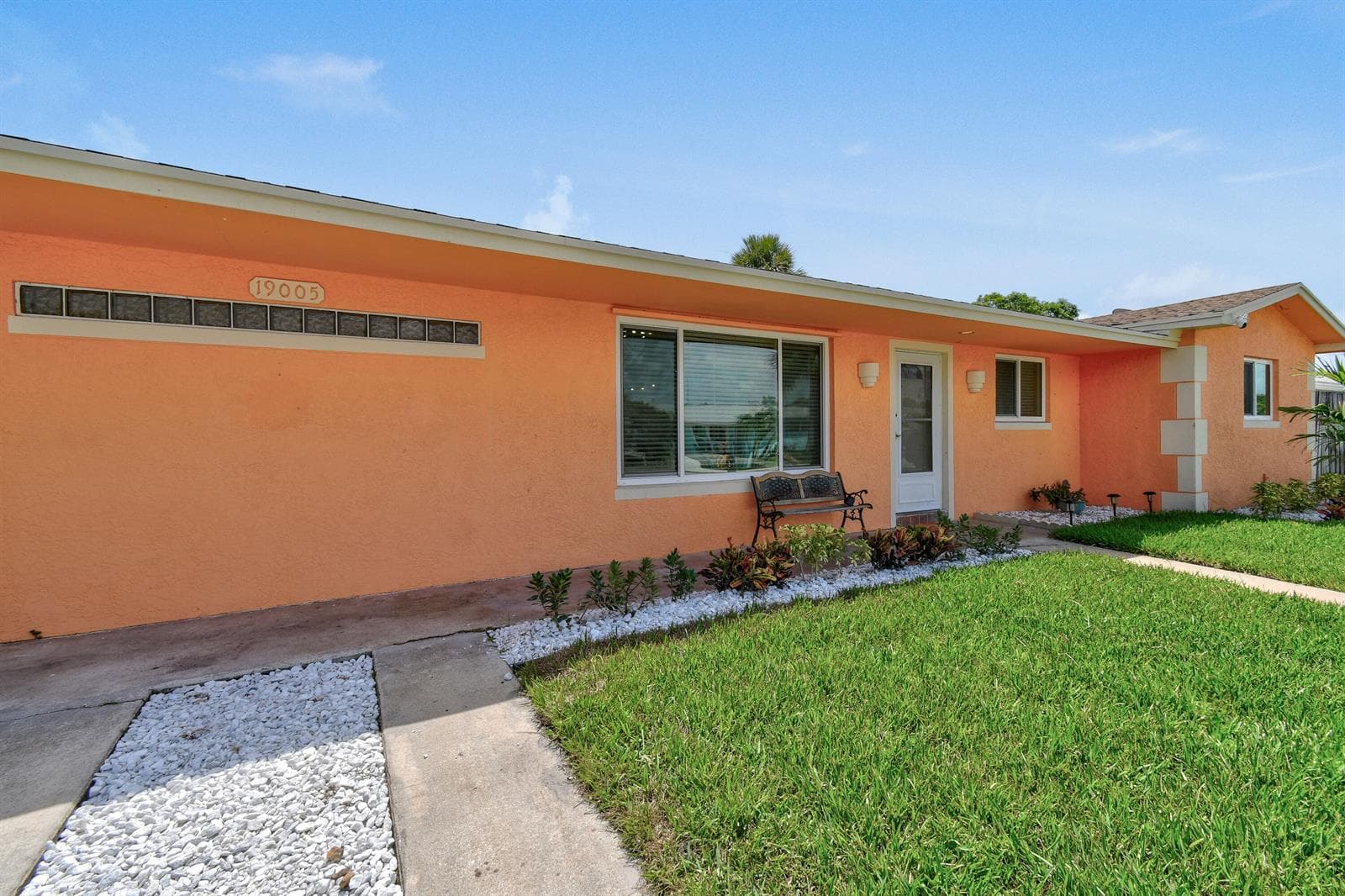 19005 SE SOUTHGATE Drive, Jupiter FL 33469 photo 5