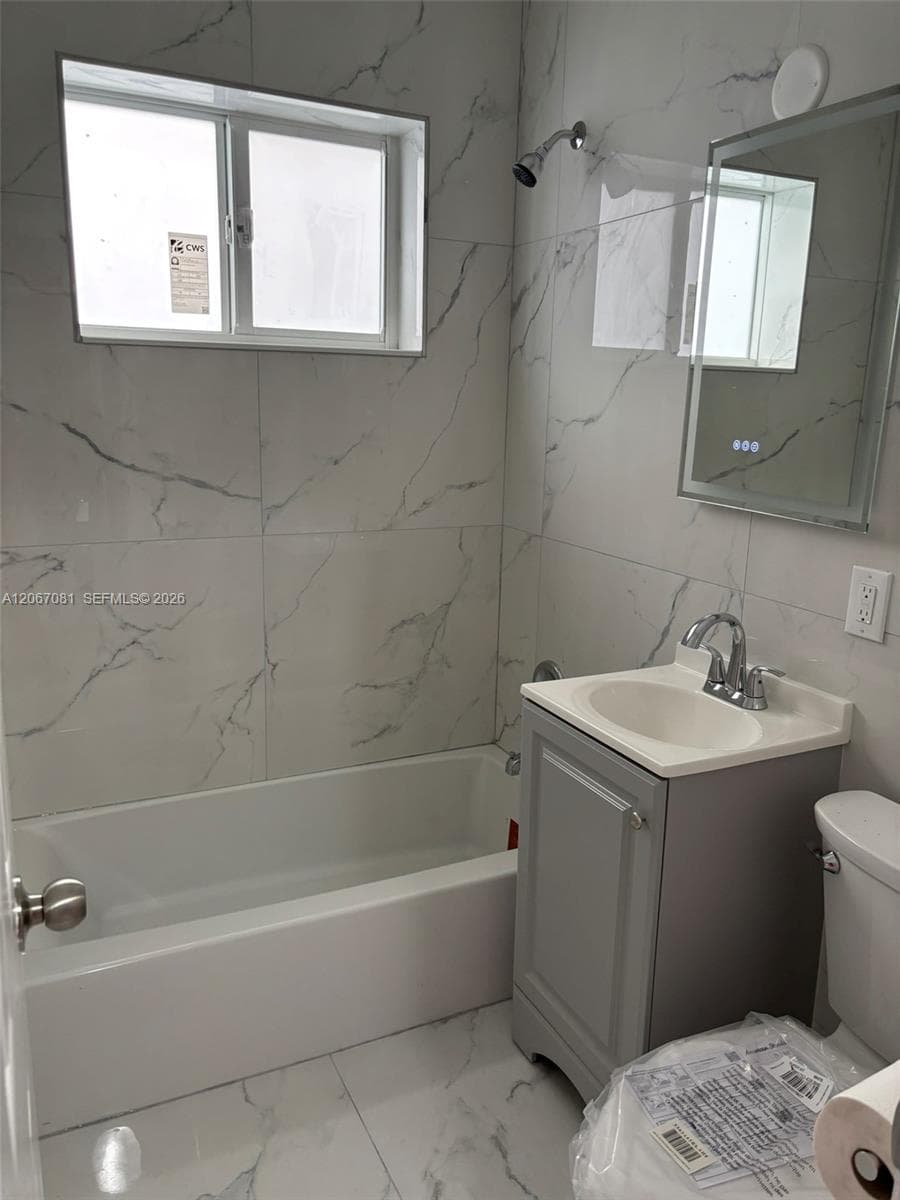 2358 NW 58th St, Miami FL 33142 photo 4