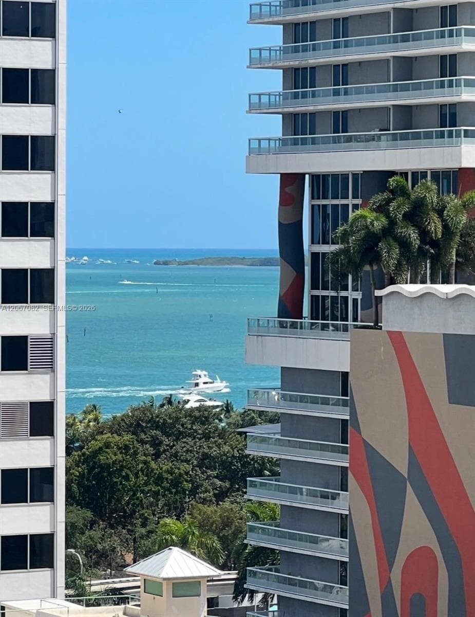 133 NE 2nd Ave # 1102, Miami FL 33132 photo 2