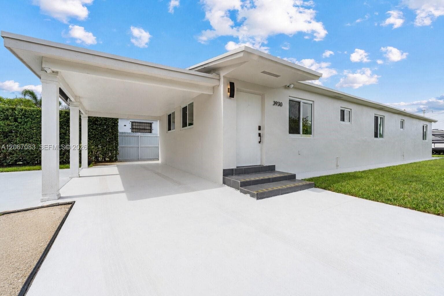 3930 W 2nd Ave, Hialeah FL 33012 photo 3