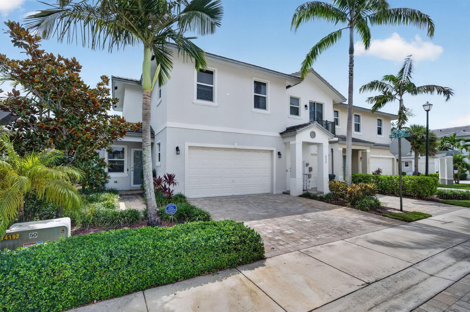 6994 Pines Circle, Coconut Creek FL 33073 photo 4