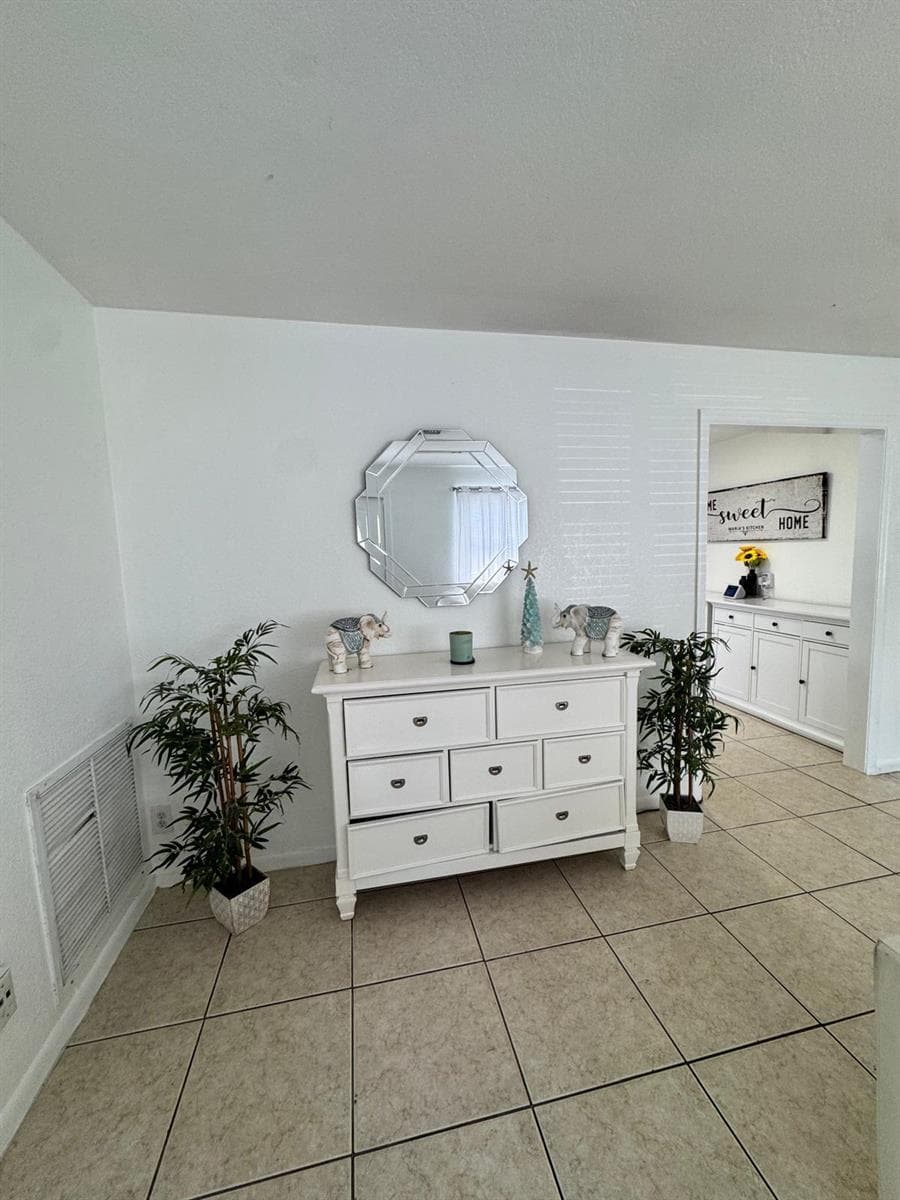 3842 Patio Court, FL 33461 photo 5