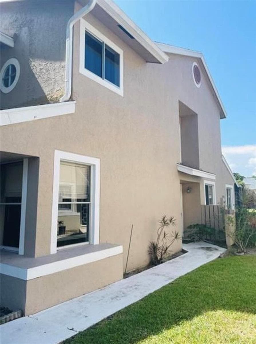 1877 DISCOVERY Way, Deerfield Beach FL 33442 photo 2