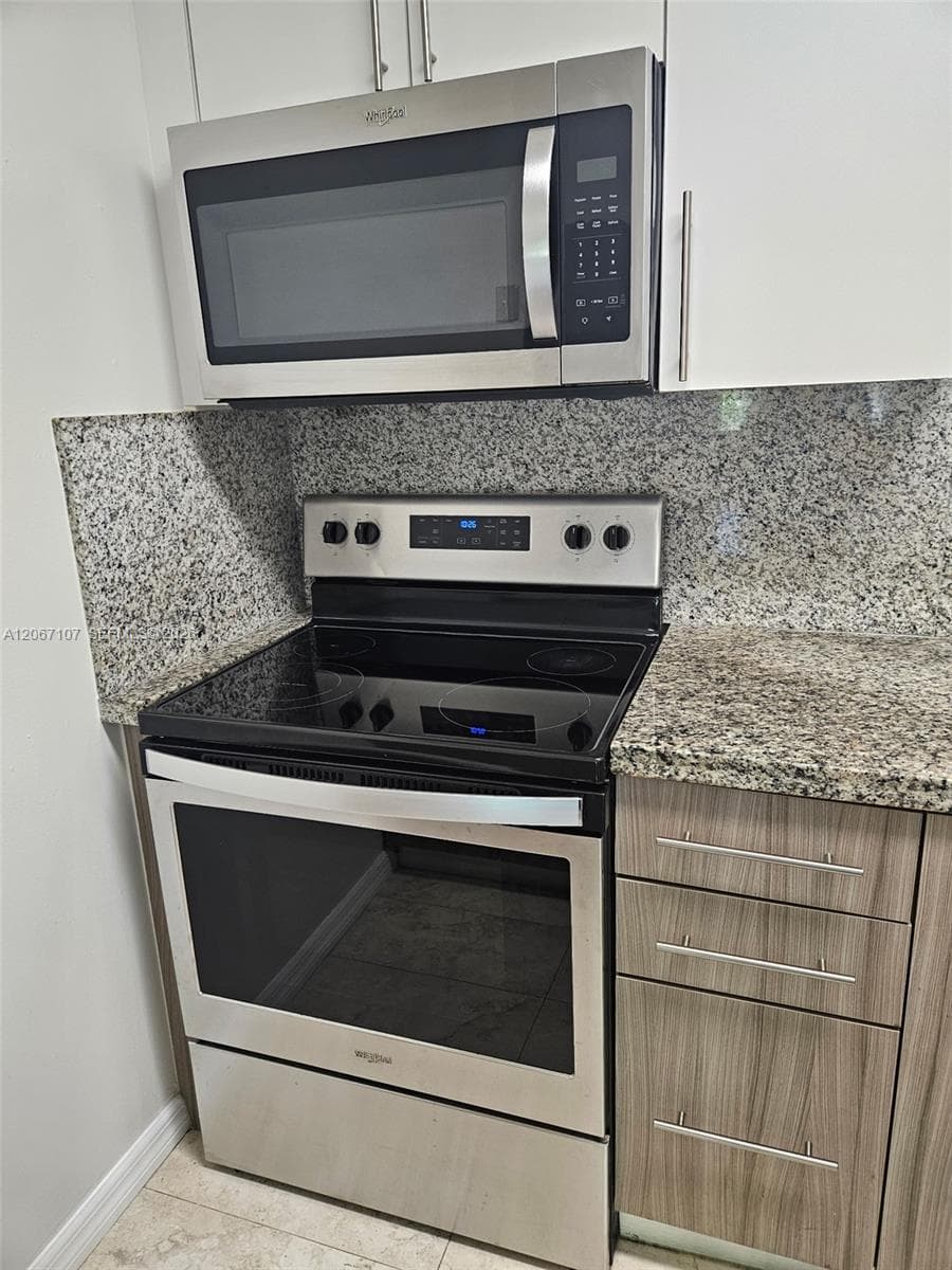 7470 Miami Lakes Dr # B208, Miami Lakes FL 33014 photo 4