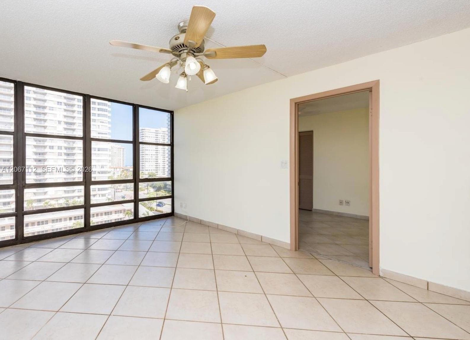 2049 S Ocean Dr # 806, Hallandale Beach FL 33009