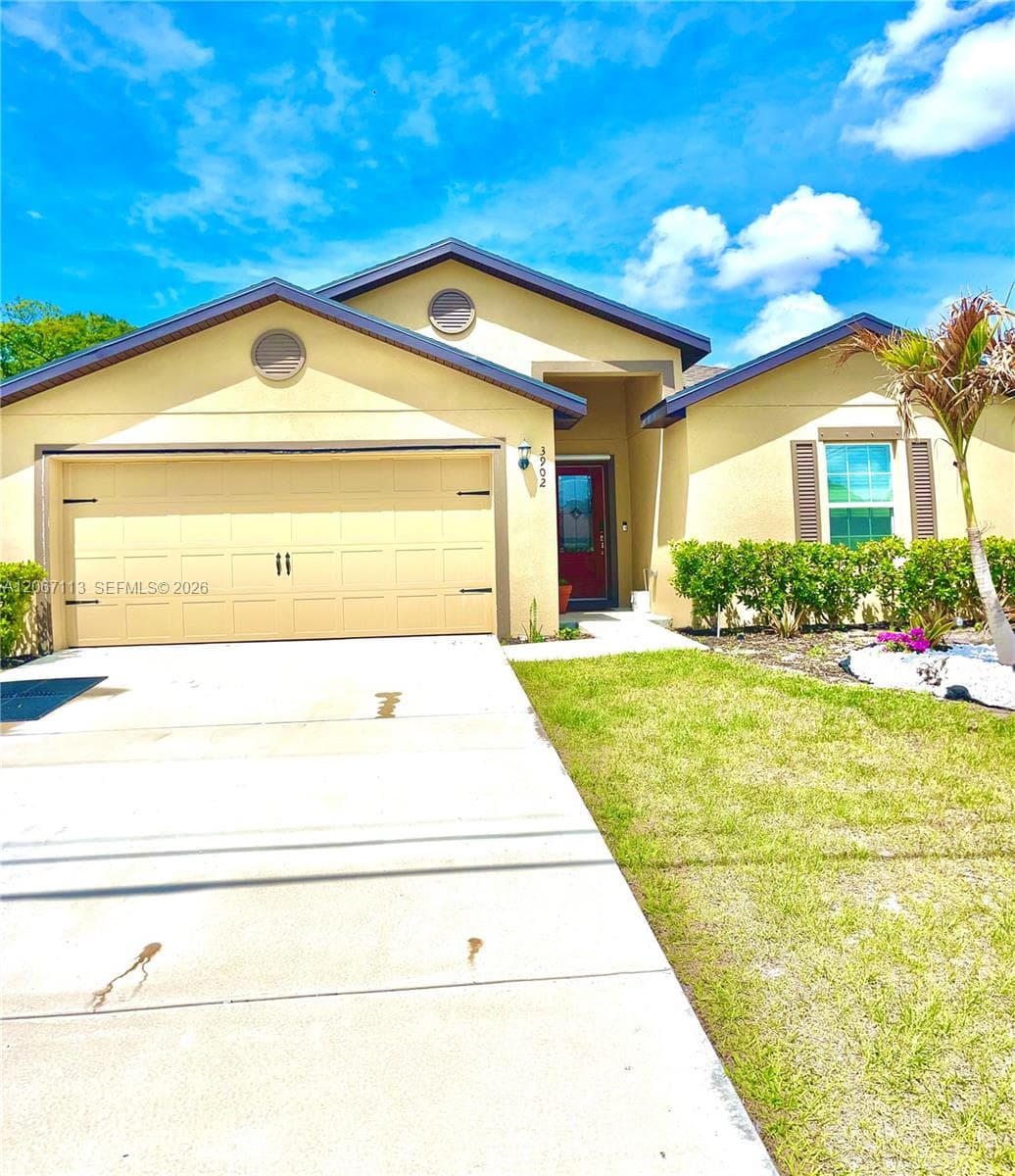 3902 SW Brunswick St, Saint Lucie West FL 34953
