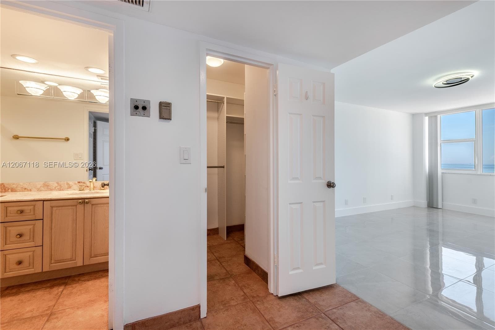 3180 S Ocean Dr # 310, Hallandale Beach FL 33009 photo 3