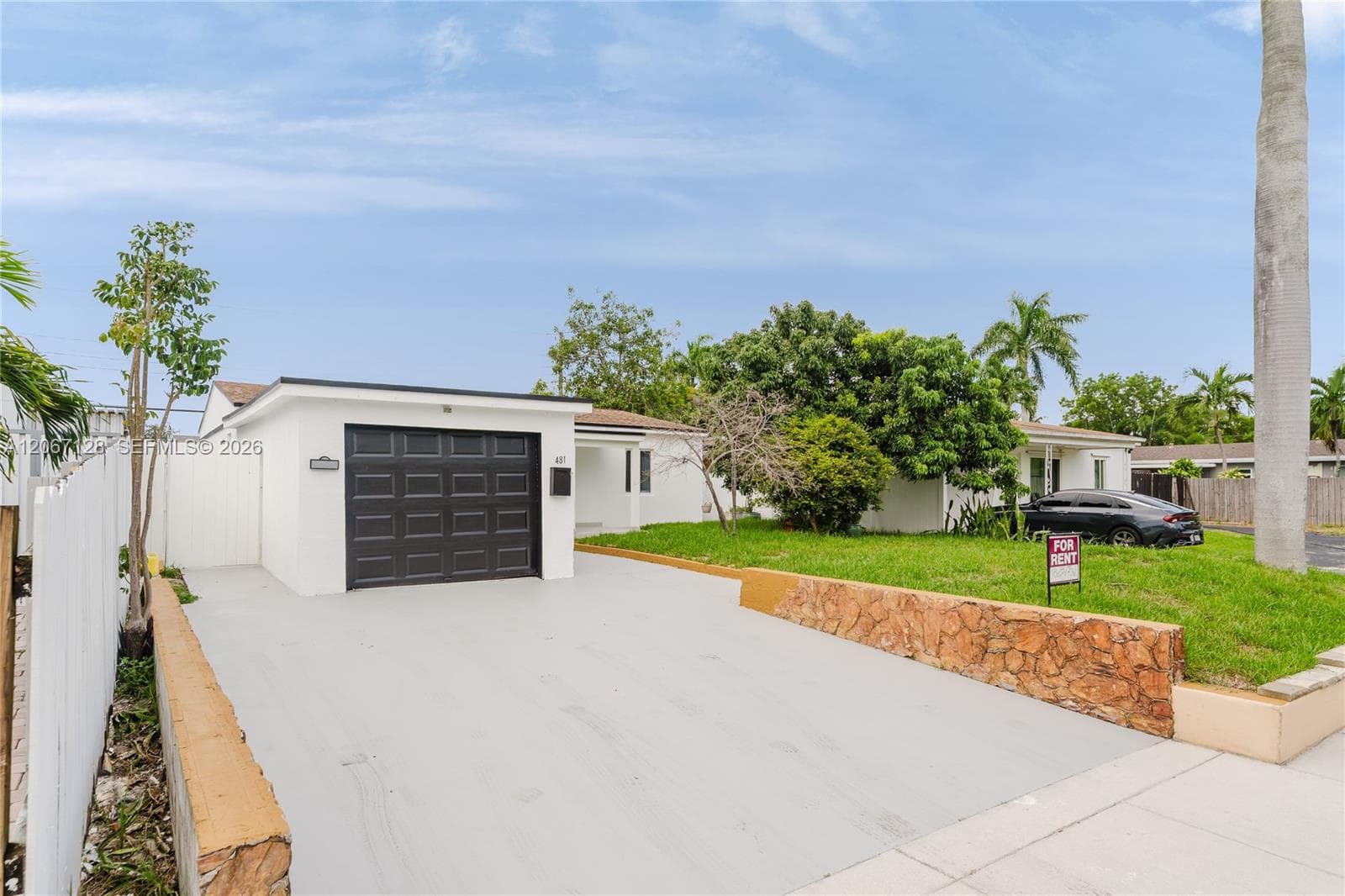 481 NE 51st St, Oakland Park FL 33334 photo 3