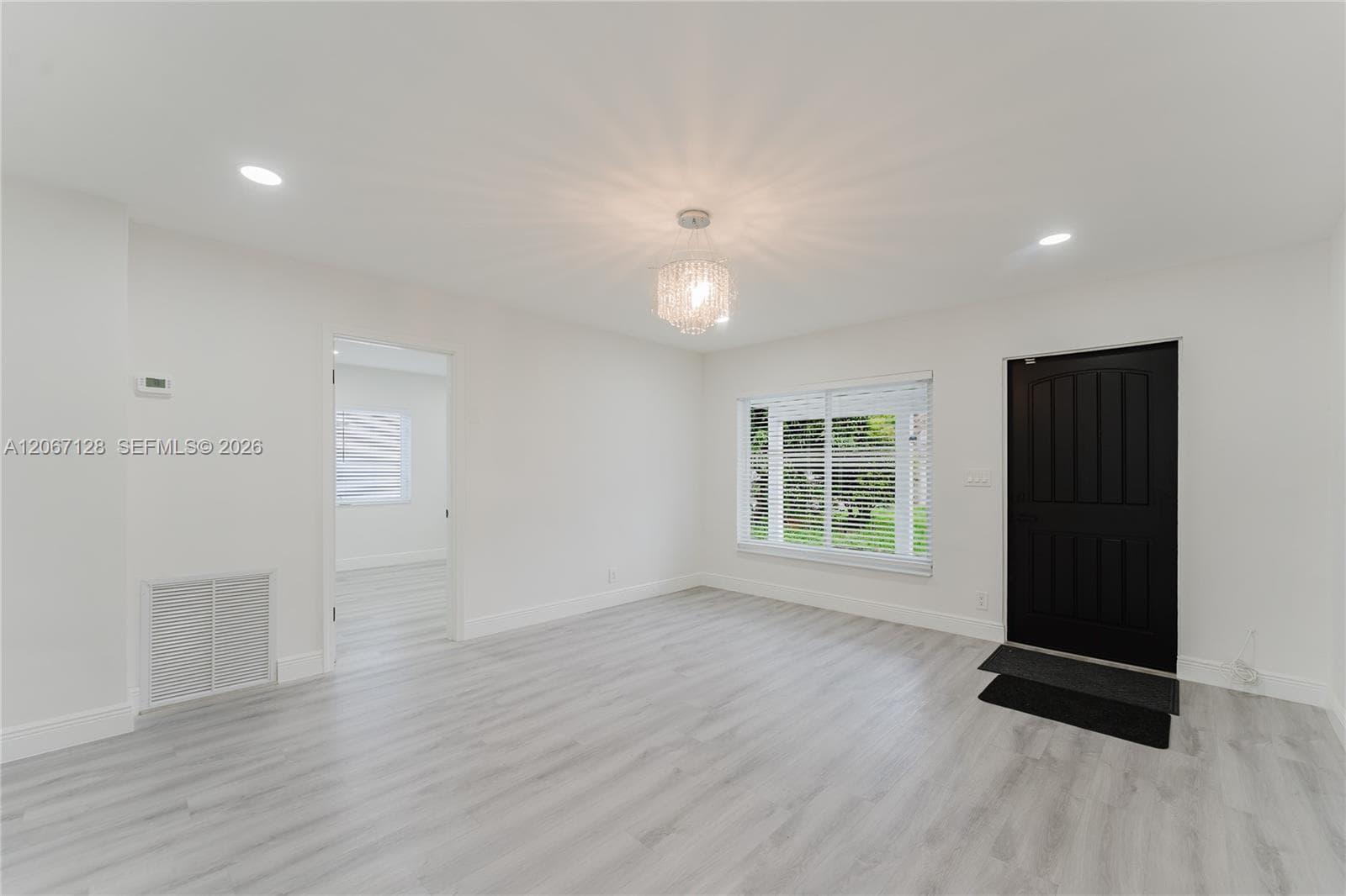 481 NE 51st St, Oakland Park FL 33334 photo 5