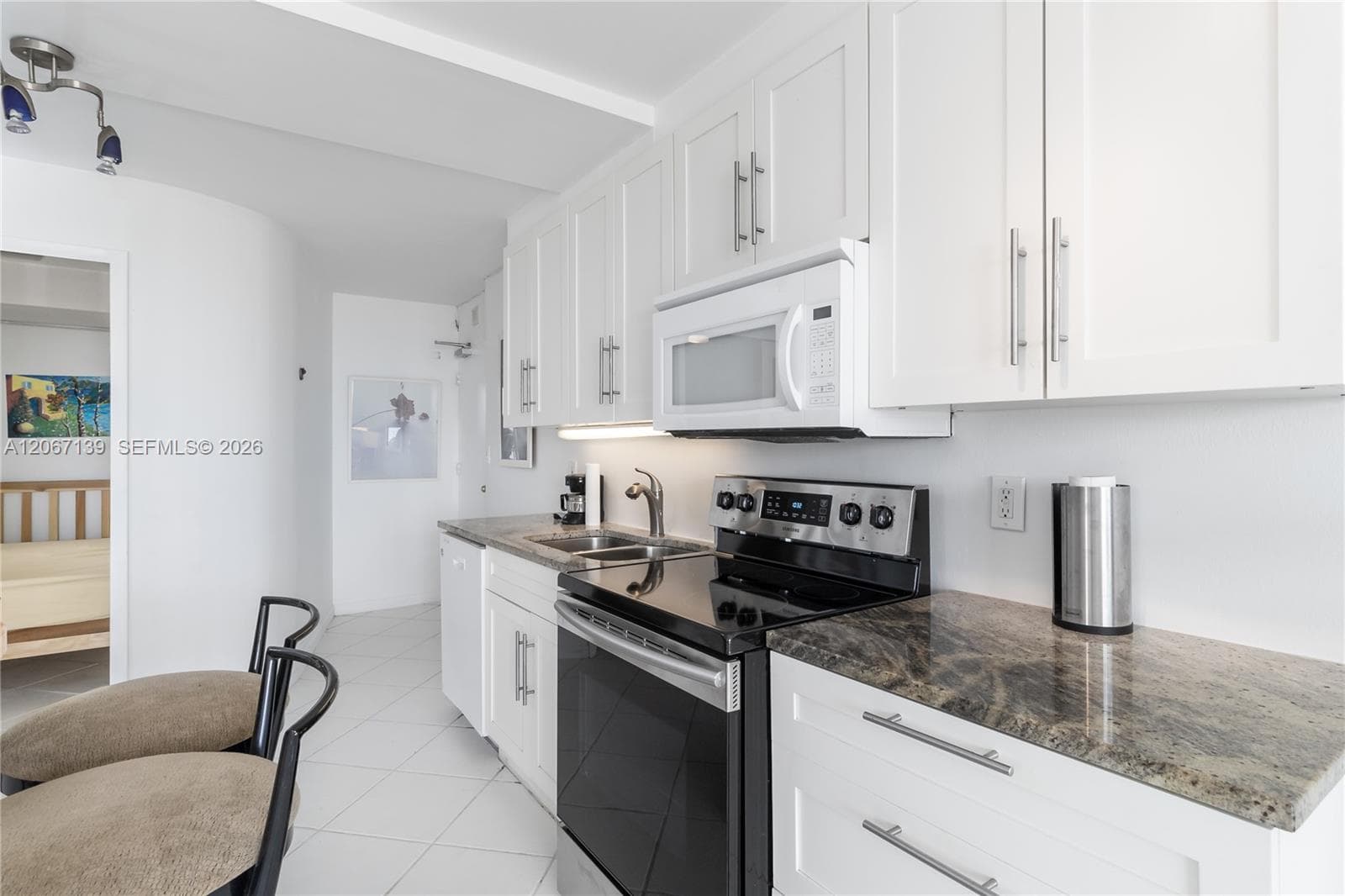 401 Ocean Dr # 316, Miami Beach FL 33139 photo 5