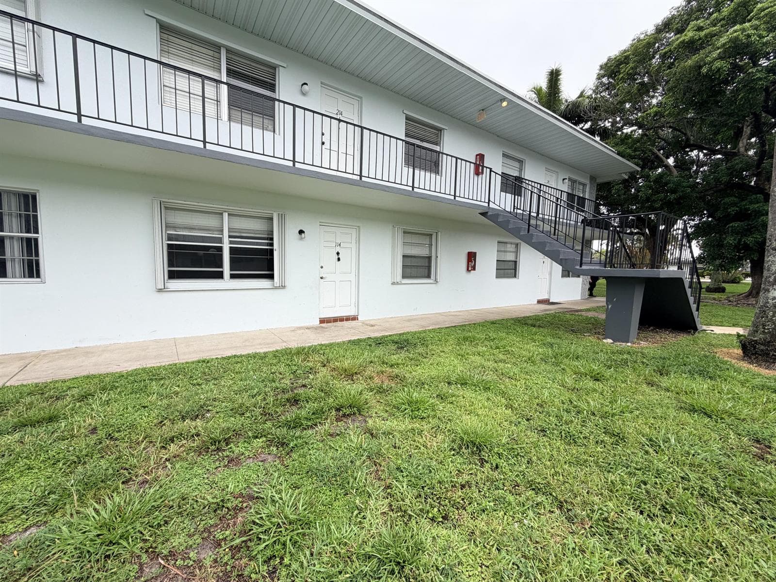 6191 SW 37th Street Apt 114, Davie FL 33314