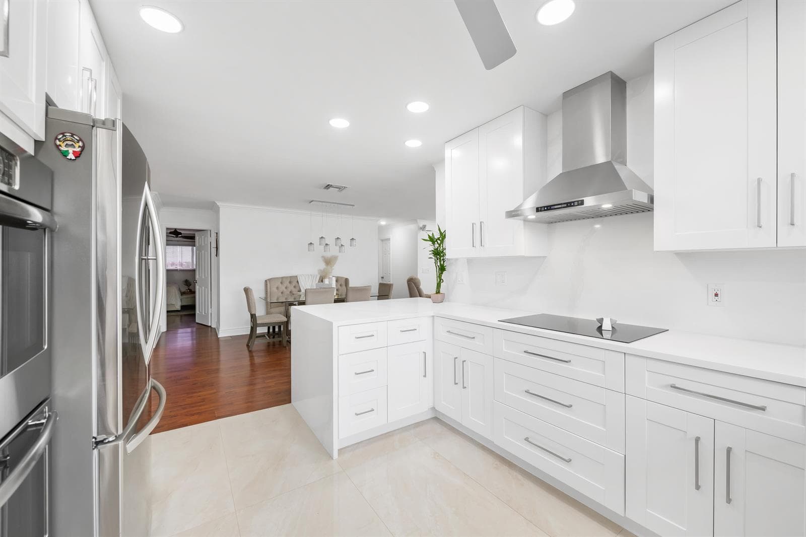 1040 CRYSTAL LAKE Drive # 4, Deerfield Beach FL 33064 photo 4