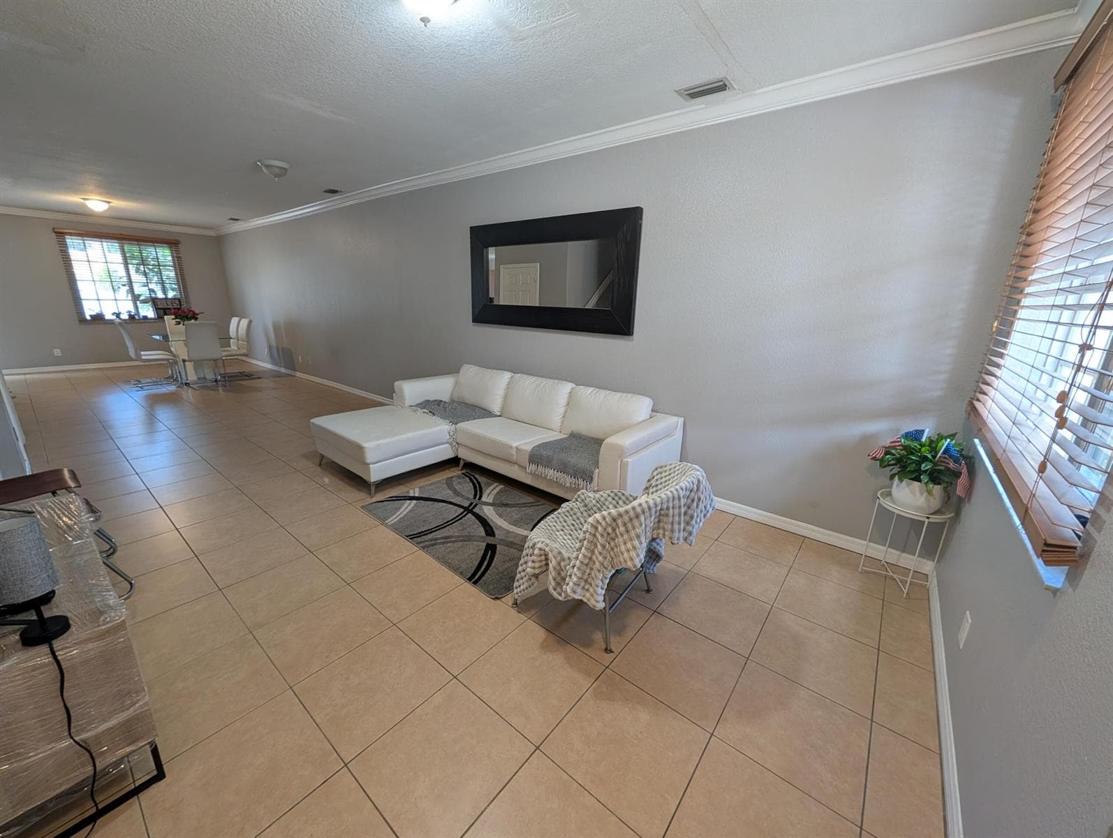 238 SE 2ND Avenue, Hallandale Beach FL 33009 photo 4