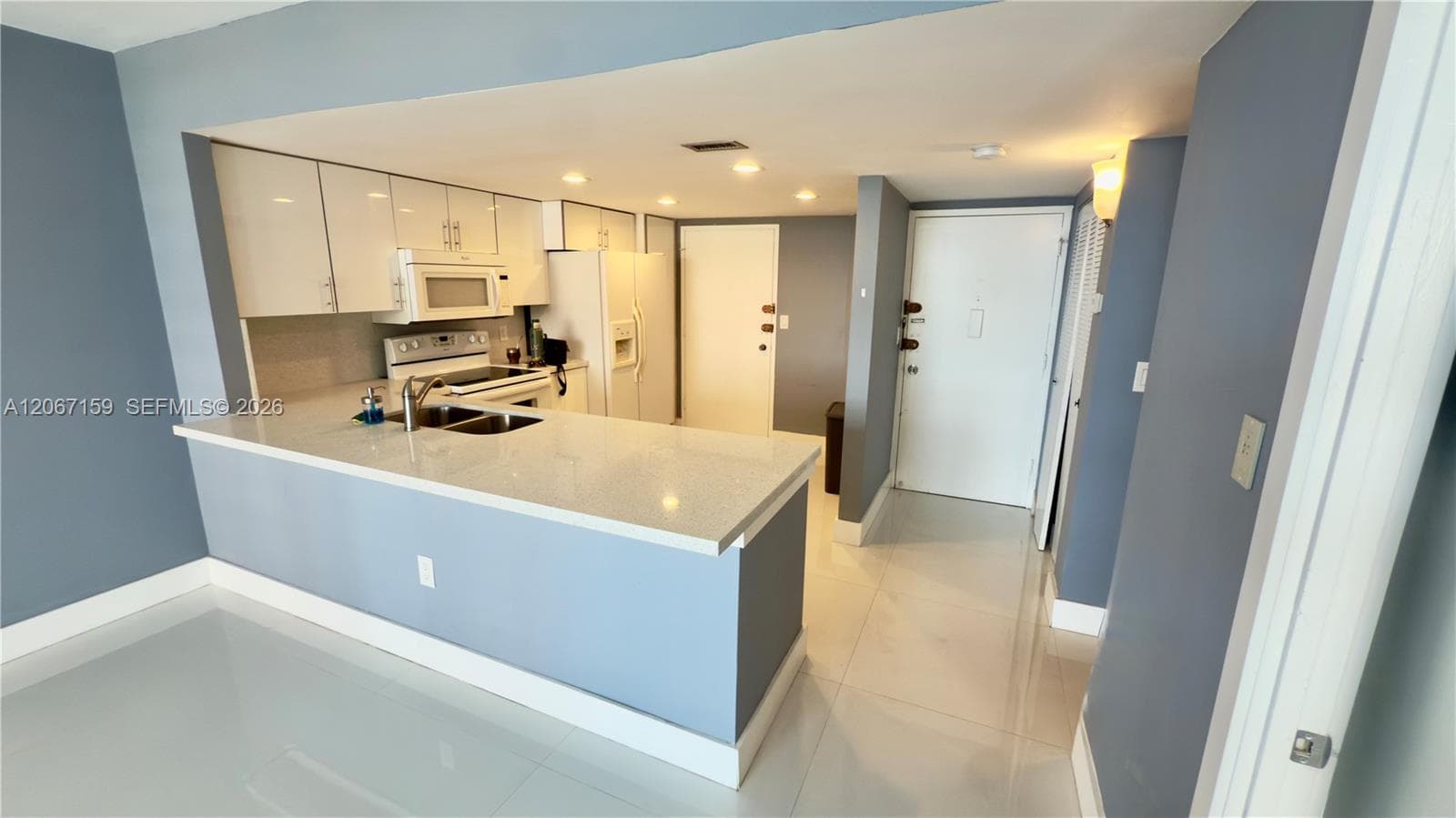 1351 NE Miami Gardens Dr # 422E, Miami FL 33179