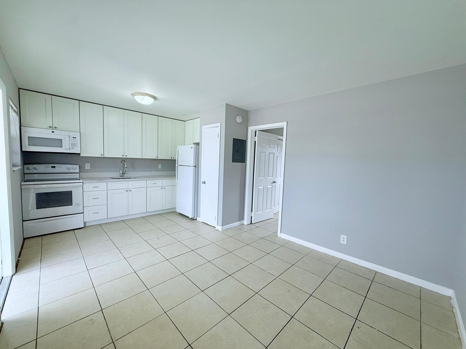 4308 Greenwood Avenue, West Palm Beach FL 33407 photo 3
