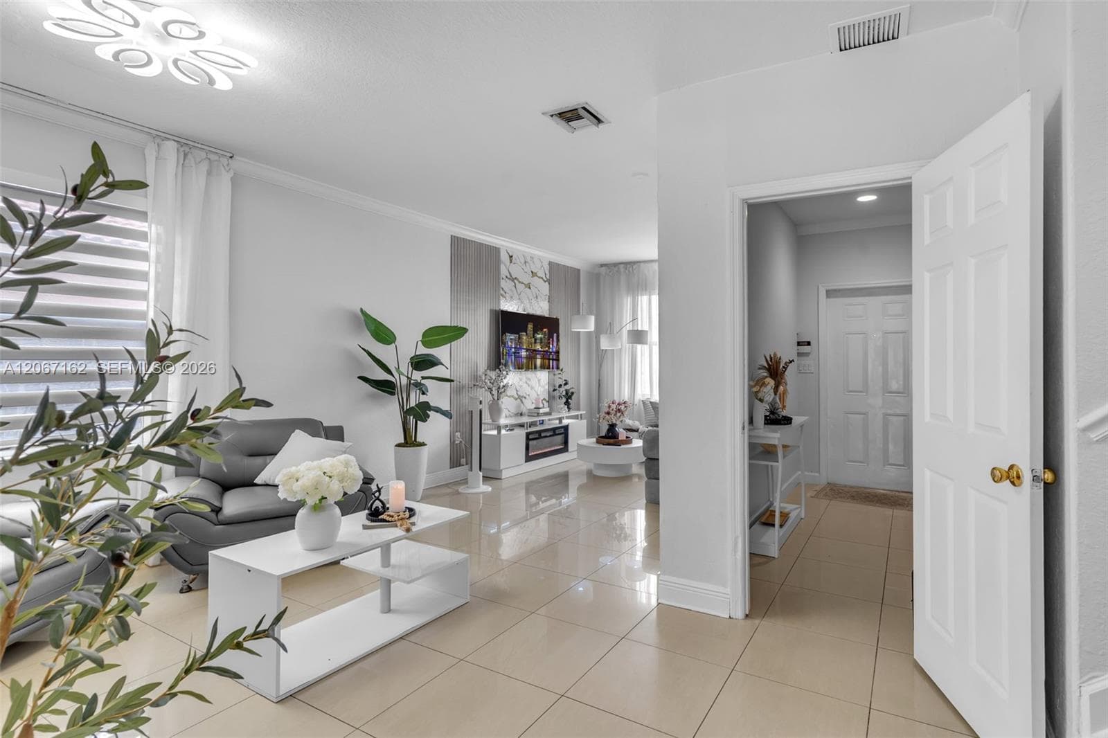 1430 SE 18th Ter, Homestead FL 33035 photo 4