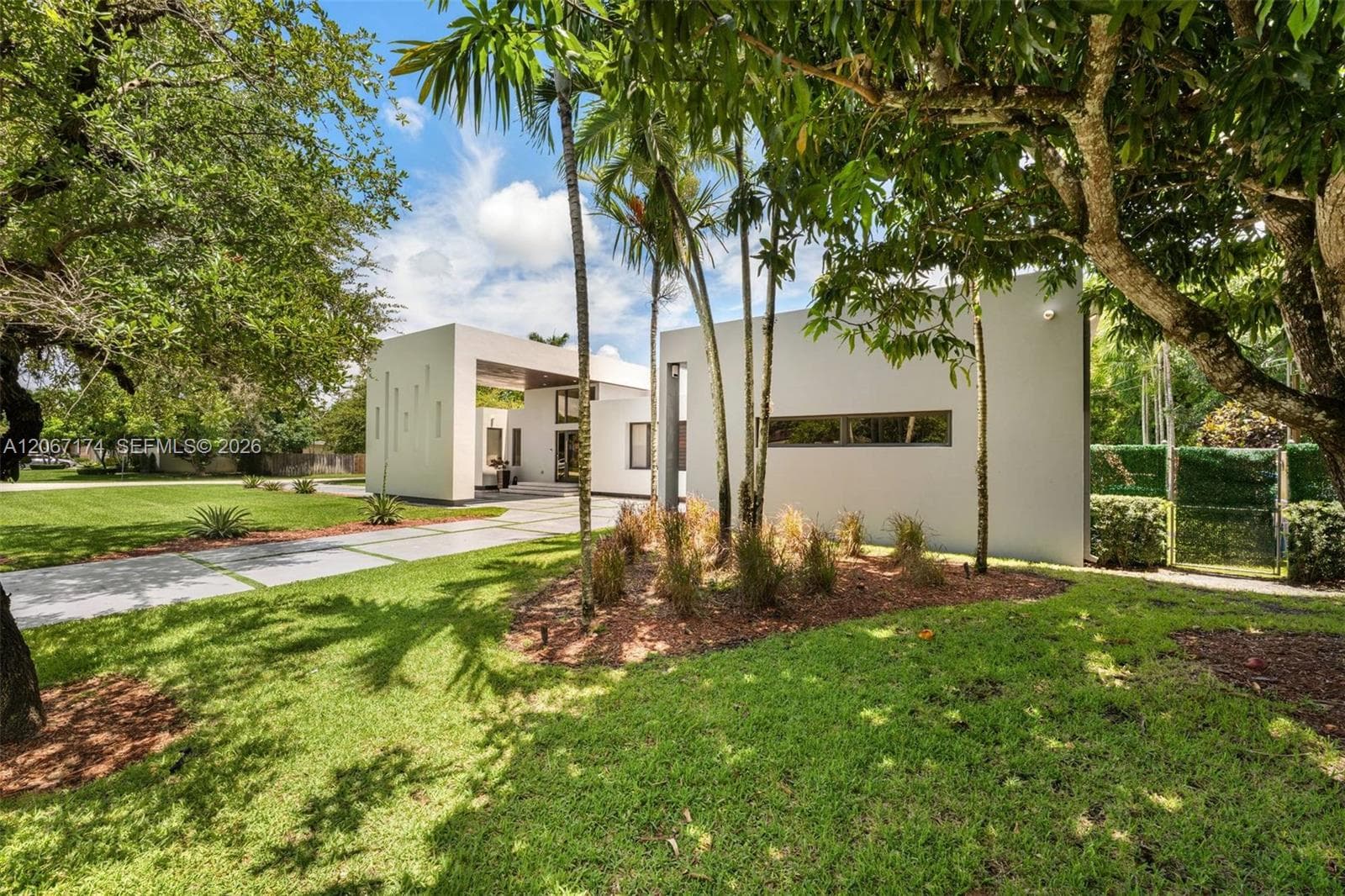 15315 SW 84th Avenue, Palmetto Bay FL 33157 photo 4