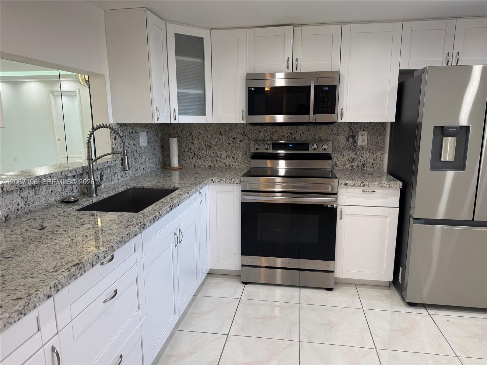 1101 Colony Point Cir # 102, Pembroke Pines FL 33026 photo 2