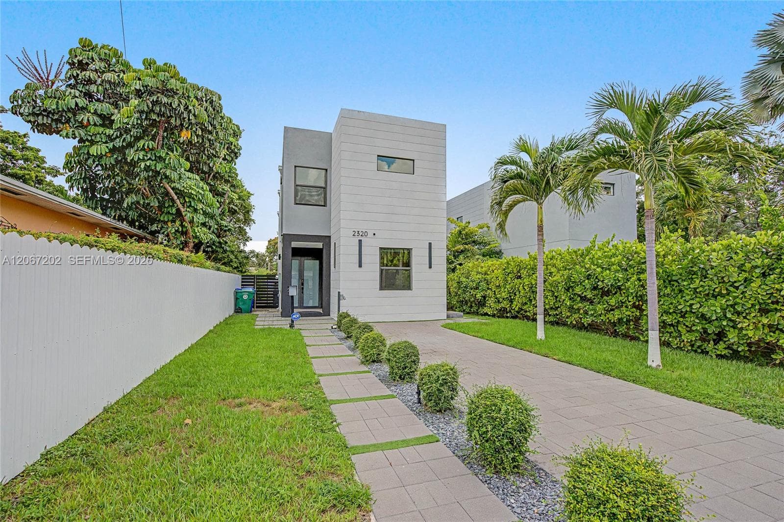 2320 SW 14th St, Miami FL 33145 photo 2