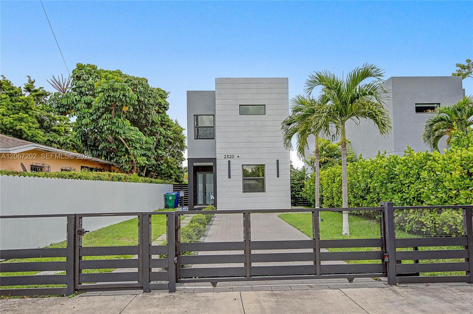 2320 SW 14th St, Miami FL 33145