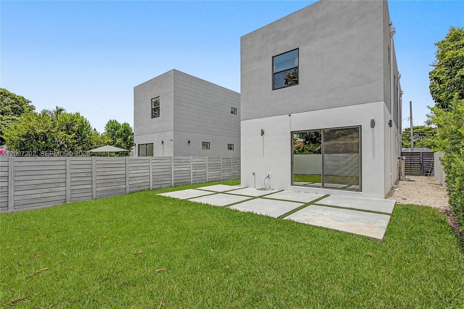 2320 SW 14th St, Miami FL 33145 photo 4