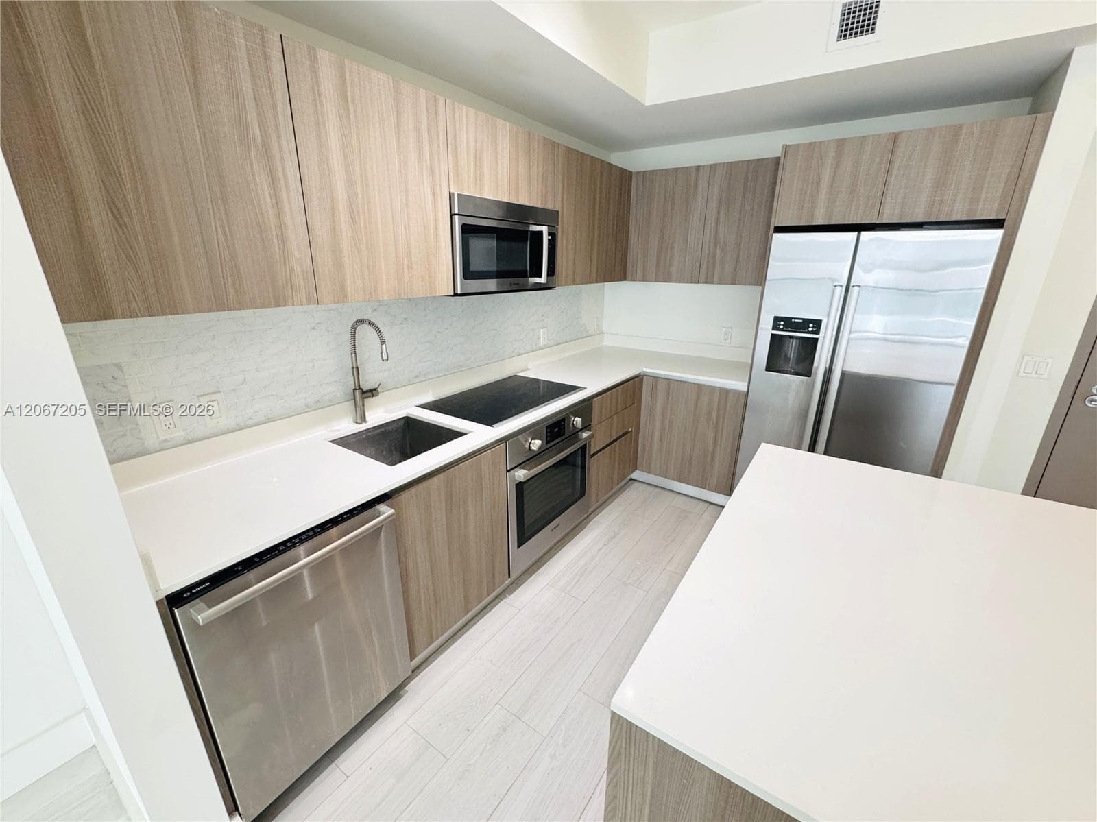 201 SW 17th Rd # 603, Miami FL 33129 photo 2